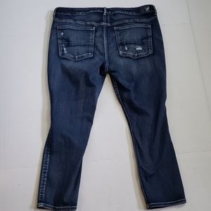 AMERICAN EAGLE DISTRESSED JEGGING 18 SHORT